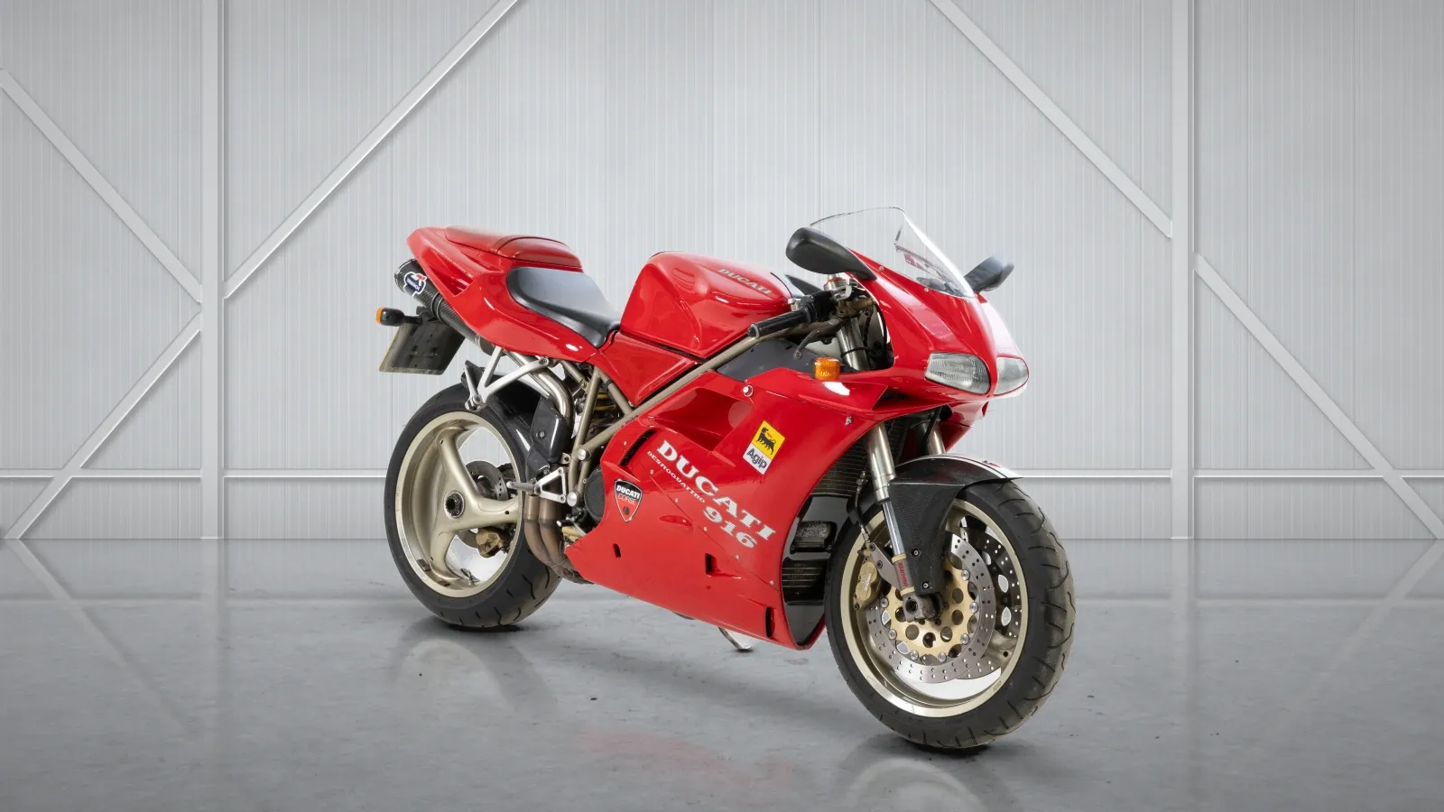 Ducati 916